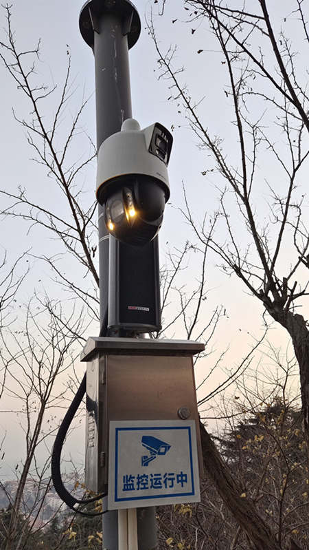 400萬(wàn)監(jiān)控?cái)z像頭、600萬(wàn)高清攝像頭、800萬(wàn)高清監(jiān)控?cái)z像頭，但監(jiān)控畫(huà)面模糊不清楚。