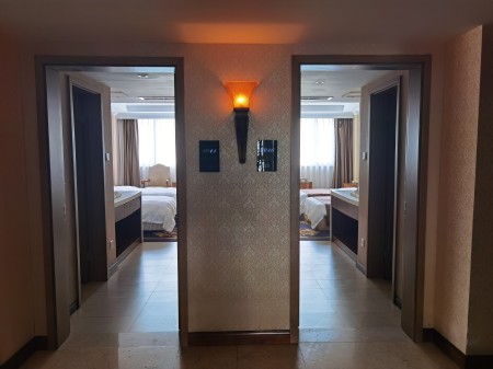 酒店安裝監控攝像頭的目的，AI視頻監控如何實現